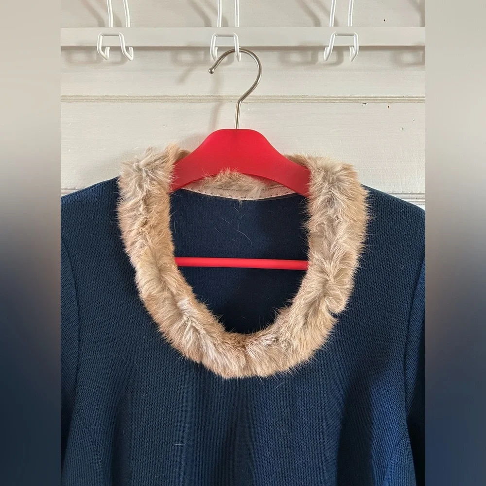 Elegant, Fur-lined, heavy cotton blue dress - Picture 2 of 6
